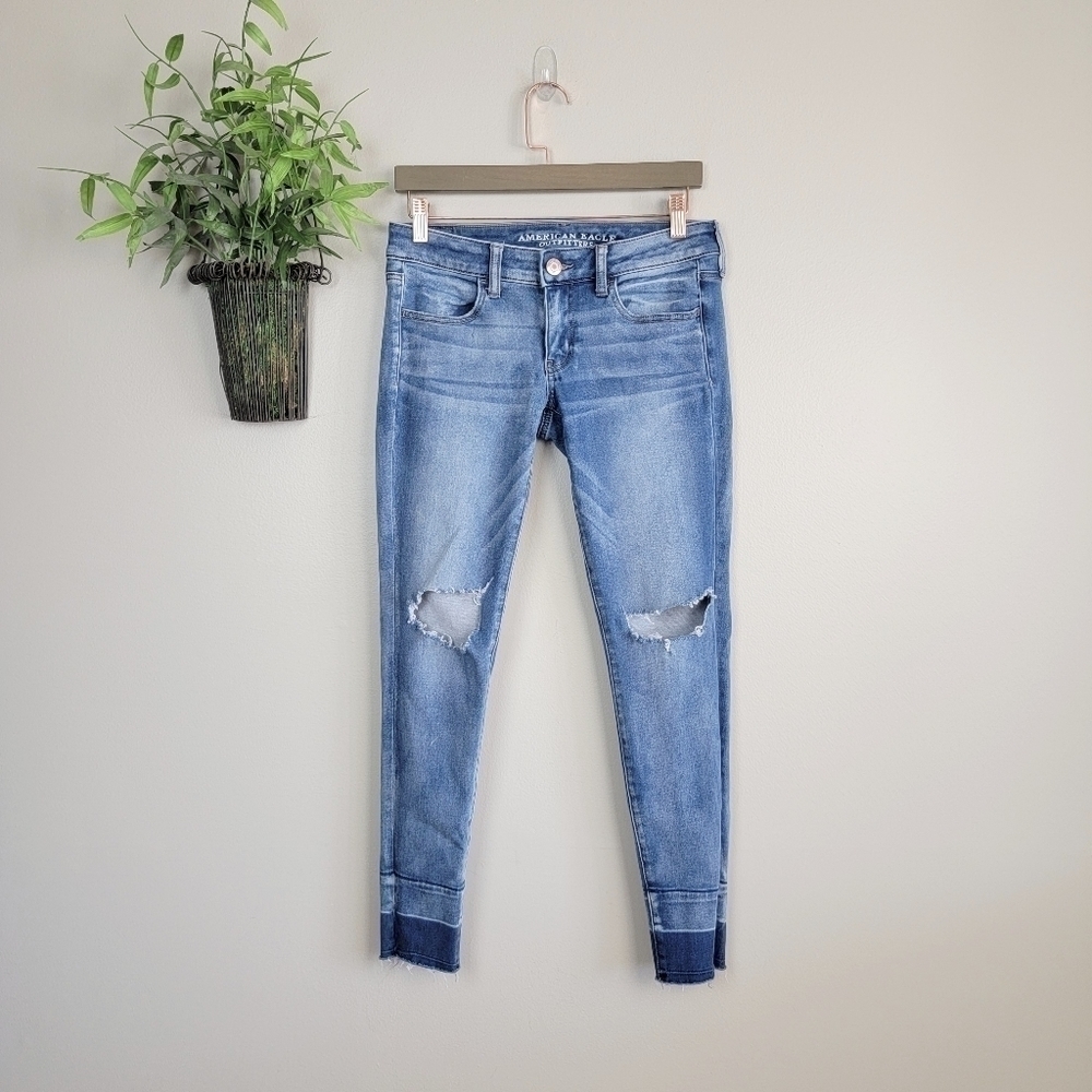 American Eagle Super Low Rise Jegging Distressed Frayed Step Hem Jeans AE 8 Y2K